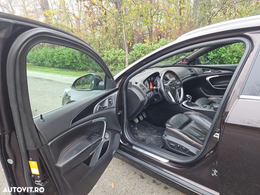 Opel Insignia 2.0 CDTI Sports Tourer 4x4 ecoFLEX St./St Active - 17