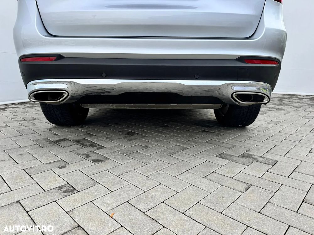 Mercedes-Benz GLC 250 4MATIC - 11