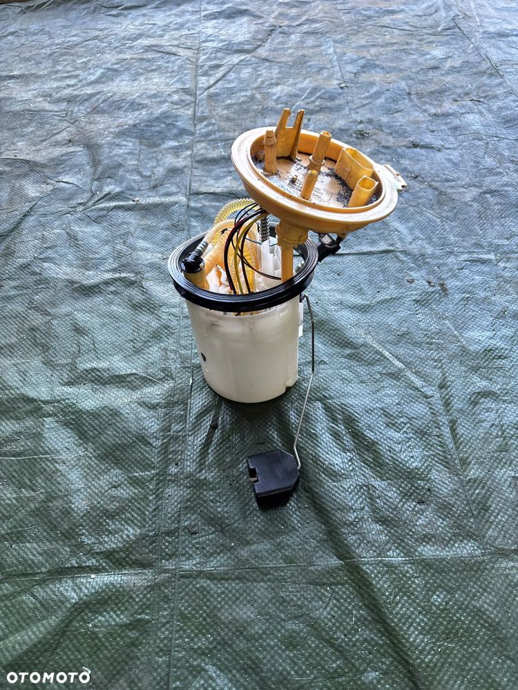 Skoda Superb III 3 pompa paliwa 2,0 TDI 3Q0919050H - 2