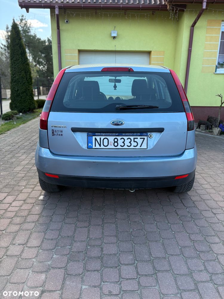 Ford Fiesta - 6
