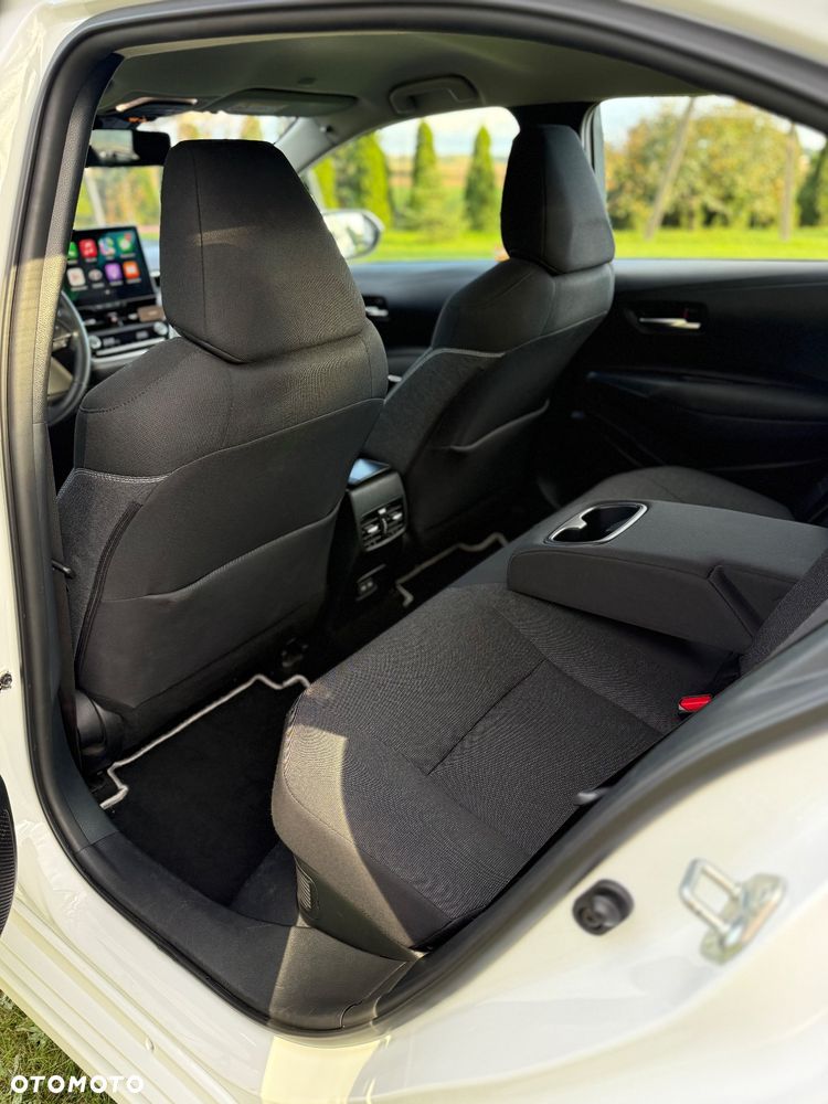 Toyota Corolla 1.8 Hybrid Comfort - 12