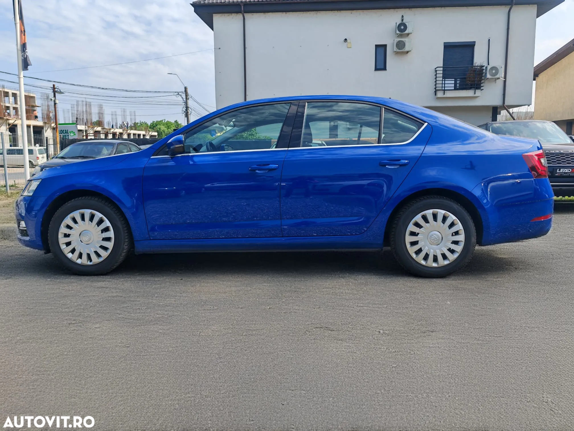 Skoda Octavia 1.6 TDI DSG Style - 23