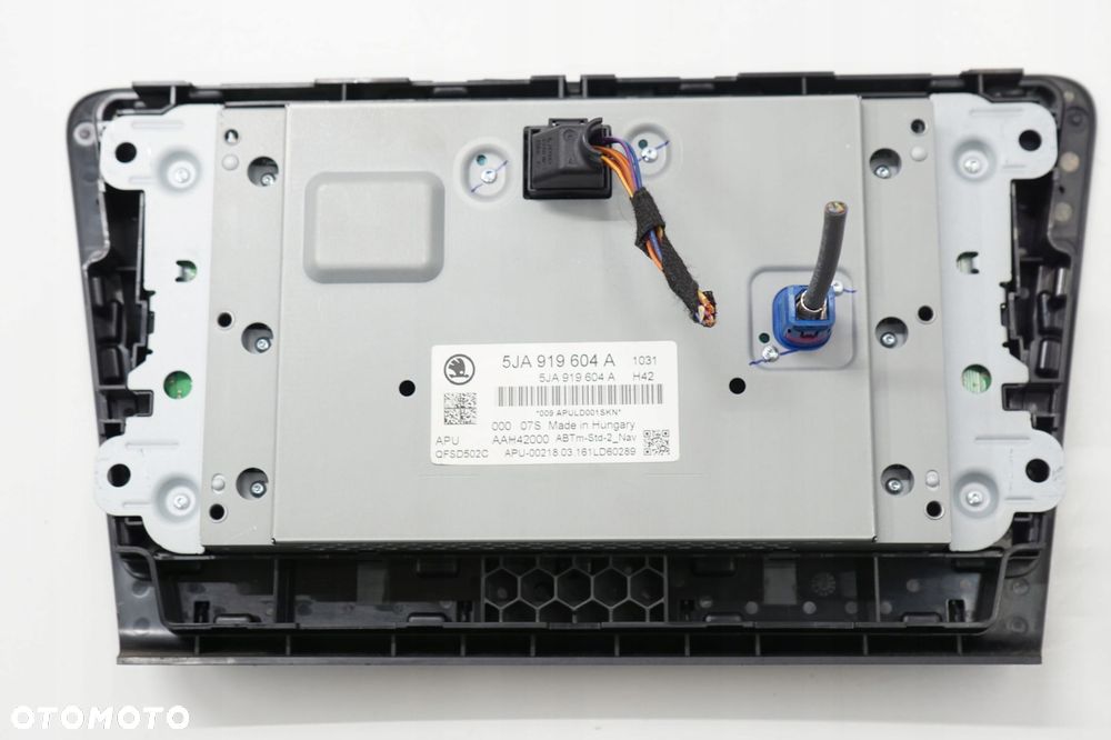 SKODA RAPID 16R EKRAN WYŚWIETLACZ RADIA 5JA919604A - 4