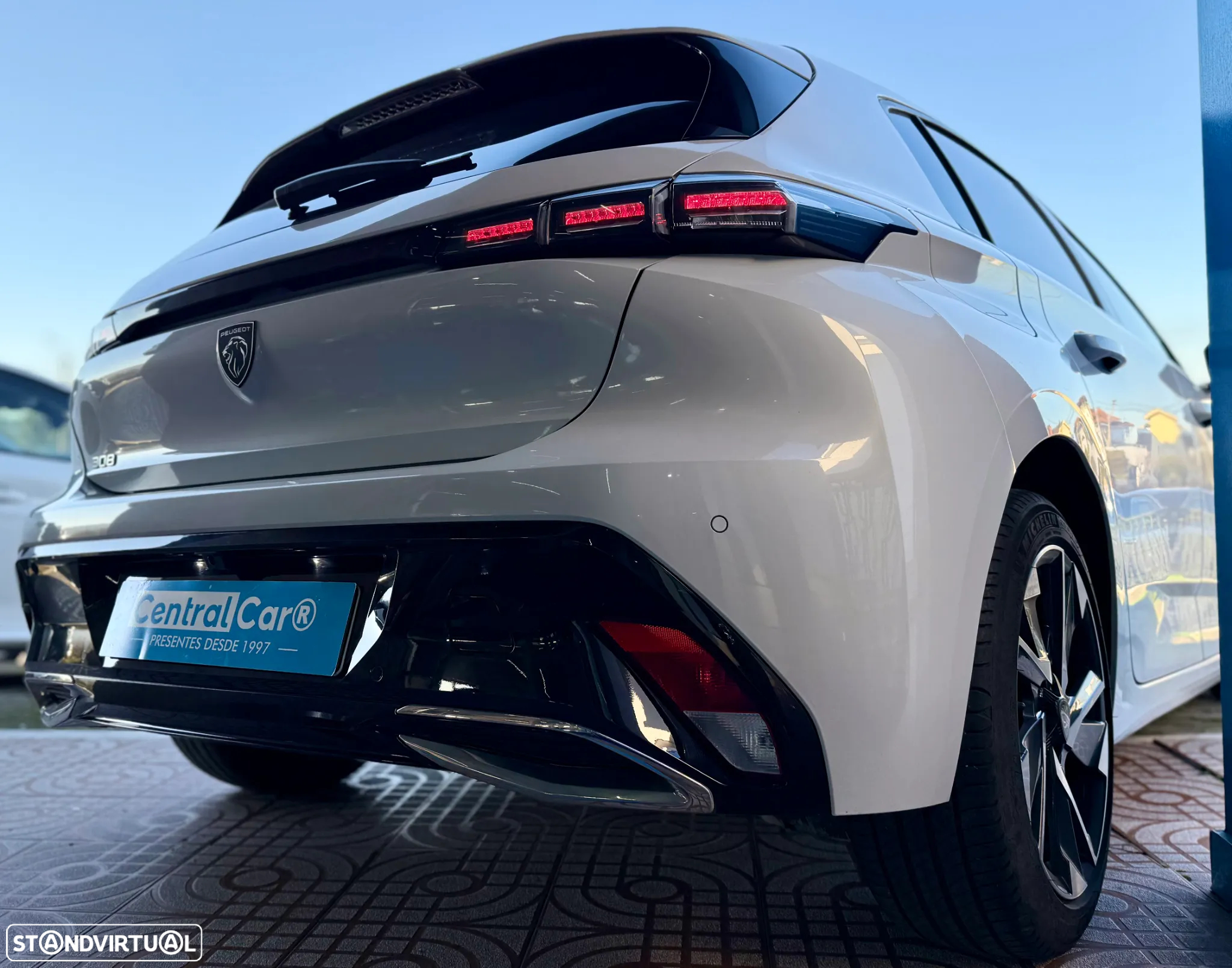 Peugeot 308 1.2 PureTech Allure - 11