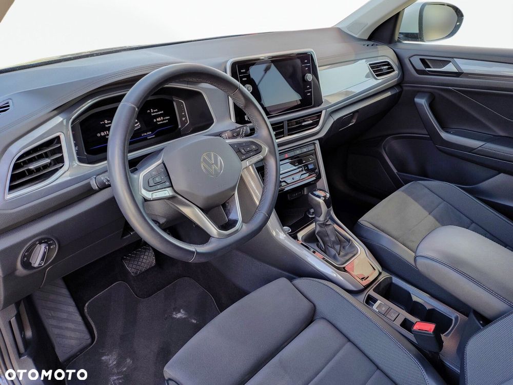Volkswagen T-Roc - 10