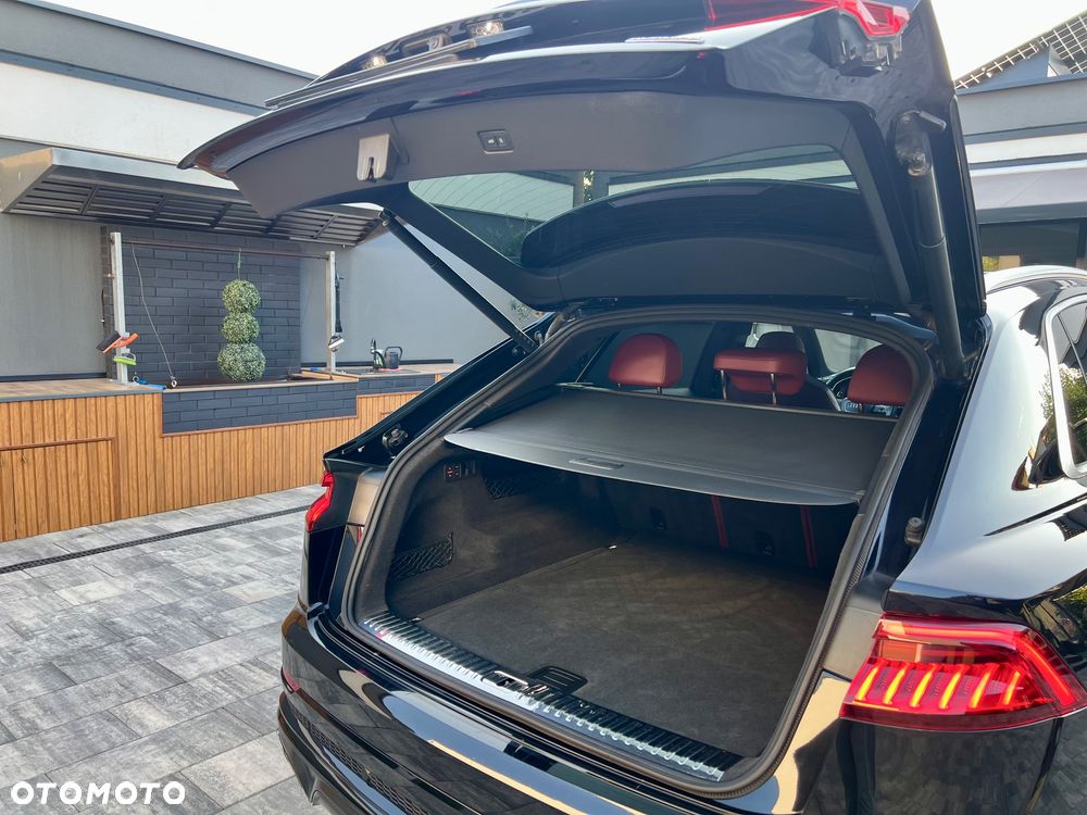 Audi SQ8 - 16