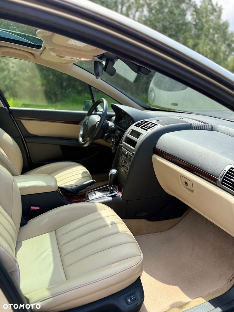 Peugeot 407 2.2 SV Executive - 20
