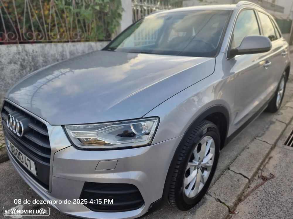 Audi Q3 2.0 TDI S-line S tronic - 2