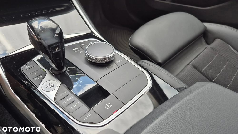 BMW Seria 3 318d Business Edition - 15