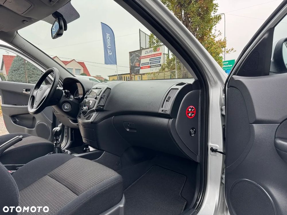 Hyundai i30 1.4 FIFA WM Edition - 20