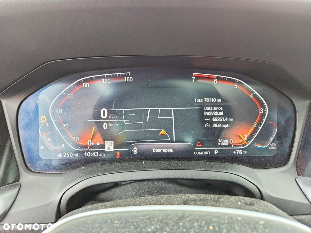 BMW Seria 3 330i xDrive M Sport - 9
