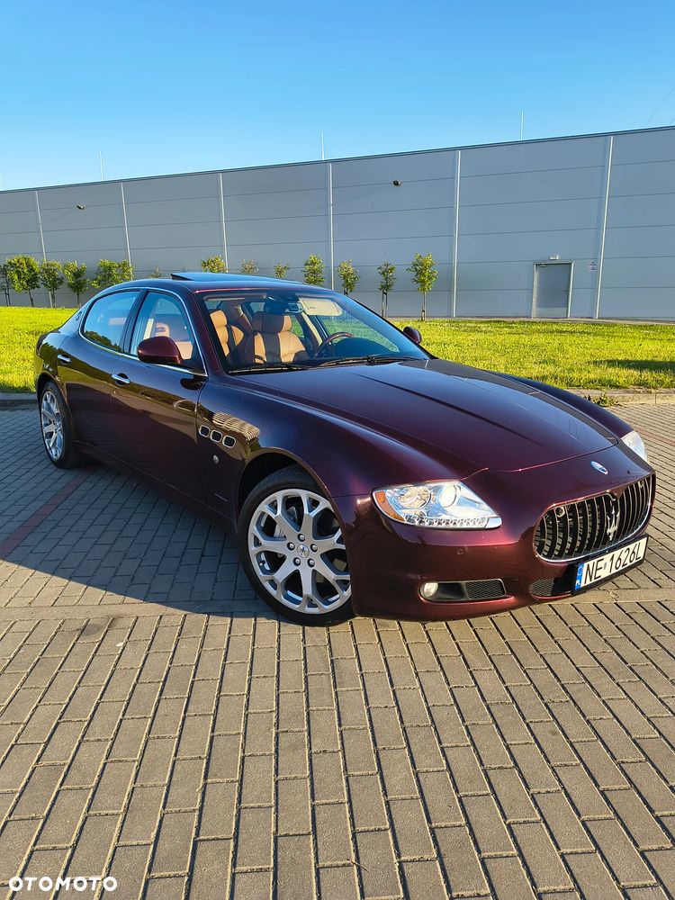 Maserati Quattroporte - 1