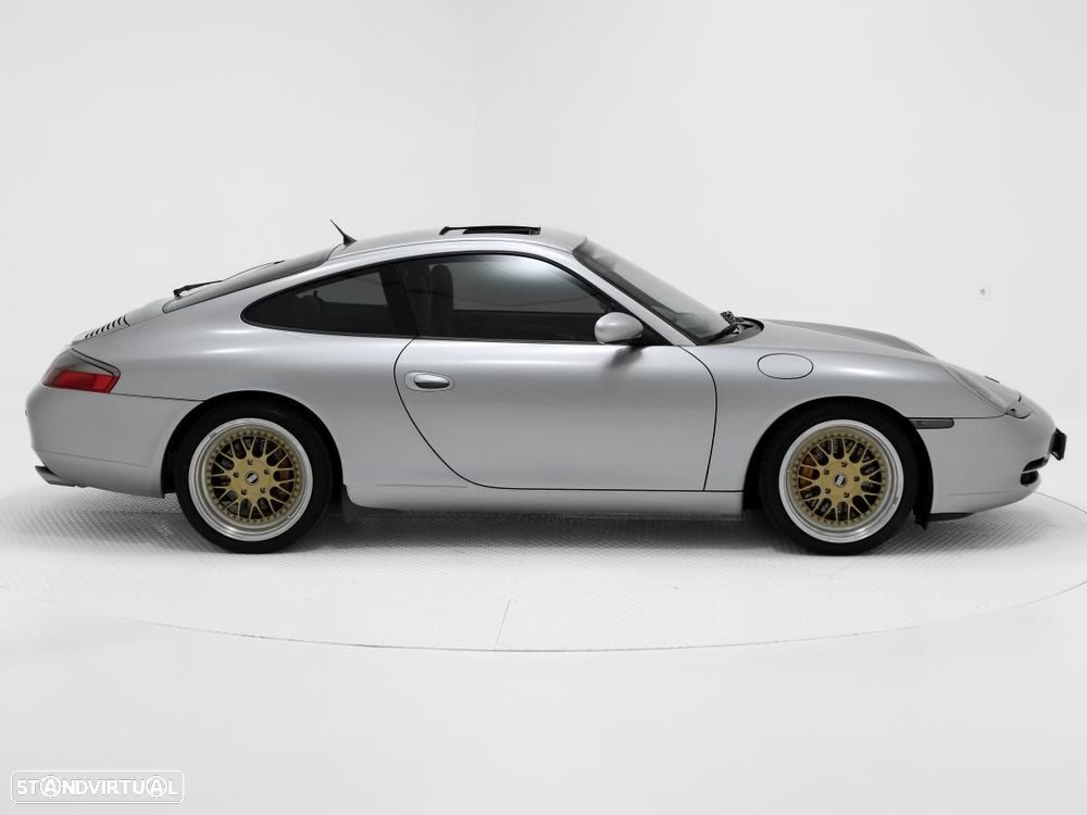 Porsche 911 (996) - 2