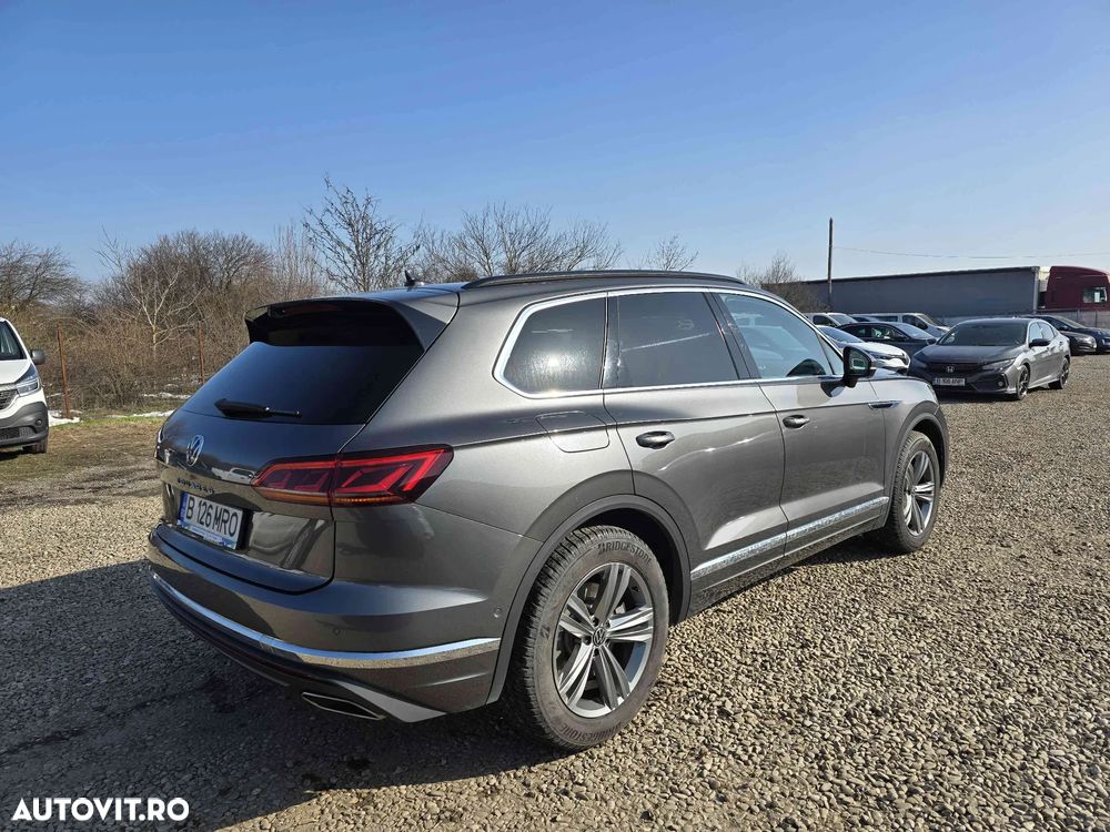 Volkswagen Touareg - 3