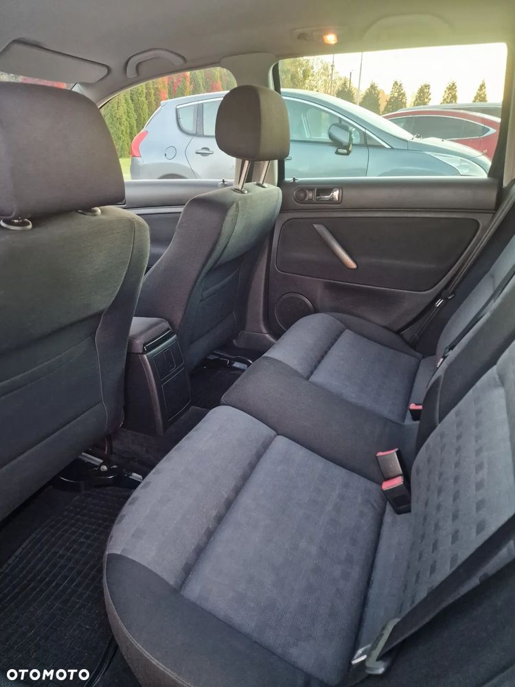 Volkswagen Passat 2.5 TDI Comfortline - 9
