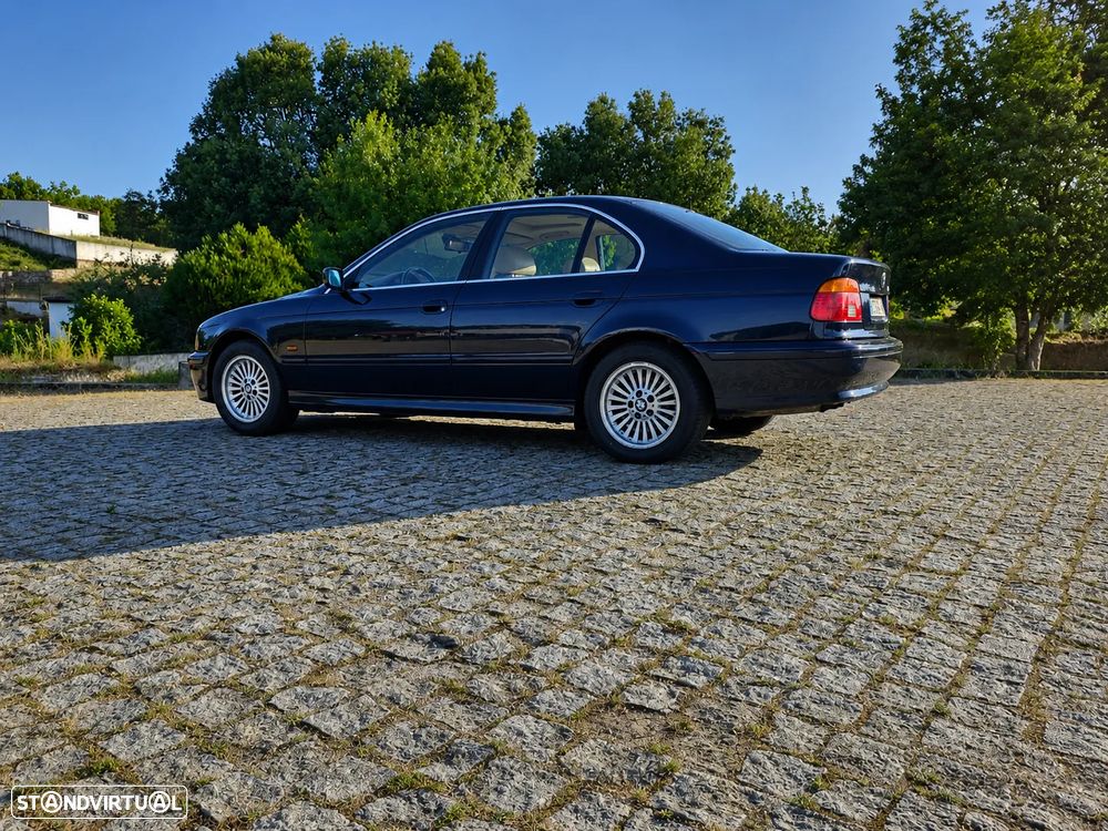 BMW 520 iA - 3