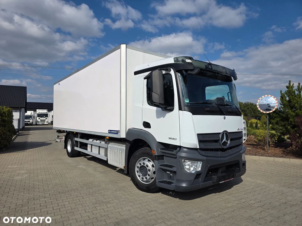 Mercedes-Benz ANTOS 18.30 CHŁODNIA SPROWADZONY Z NIEMIEC  ŁADOWNOŚĆ 8 TON  SUPER STAN !!! - 2