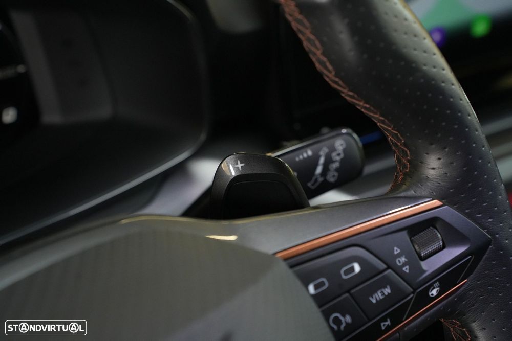 Cupra Leon 1.4 e-Hybrid MID DSG - 26