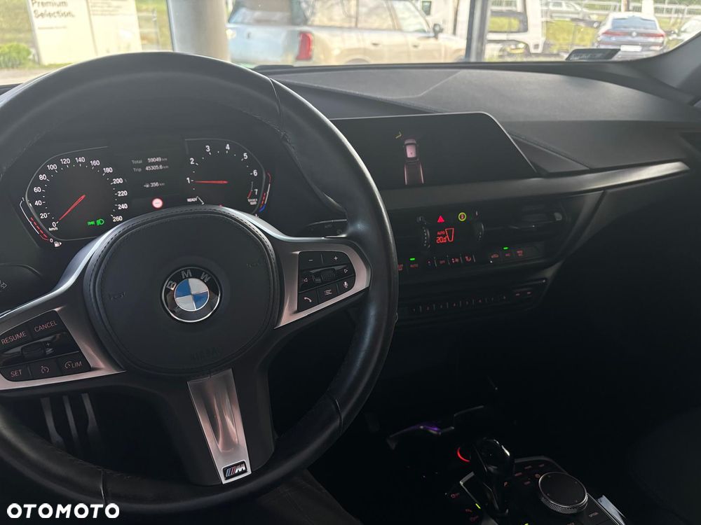 BMW Seria 1 118i M Sport - 17