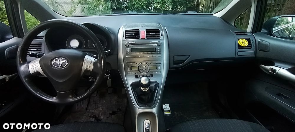 Toyota Auris 2.0 D-4D - 7