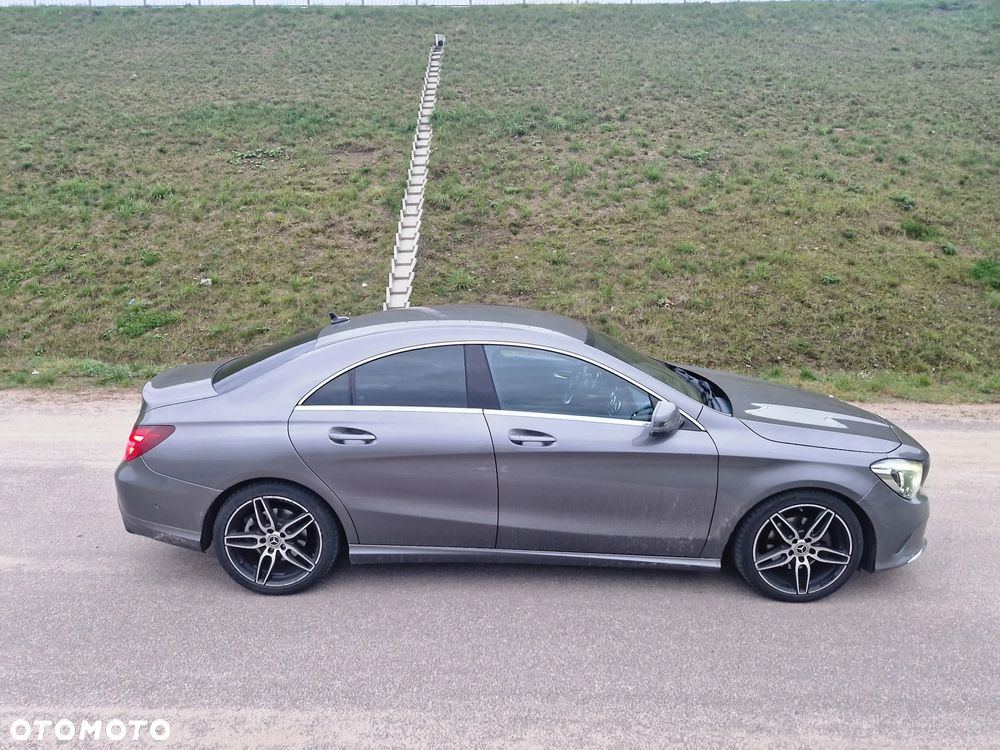 Mercedes-Benz CLA 200 7G-DCT AMG Line - 15