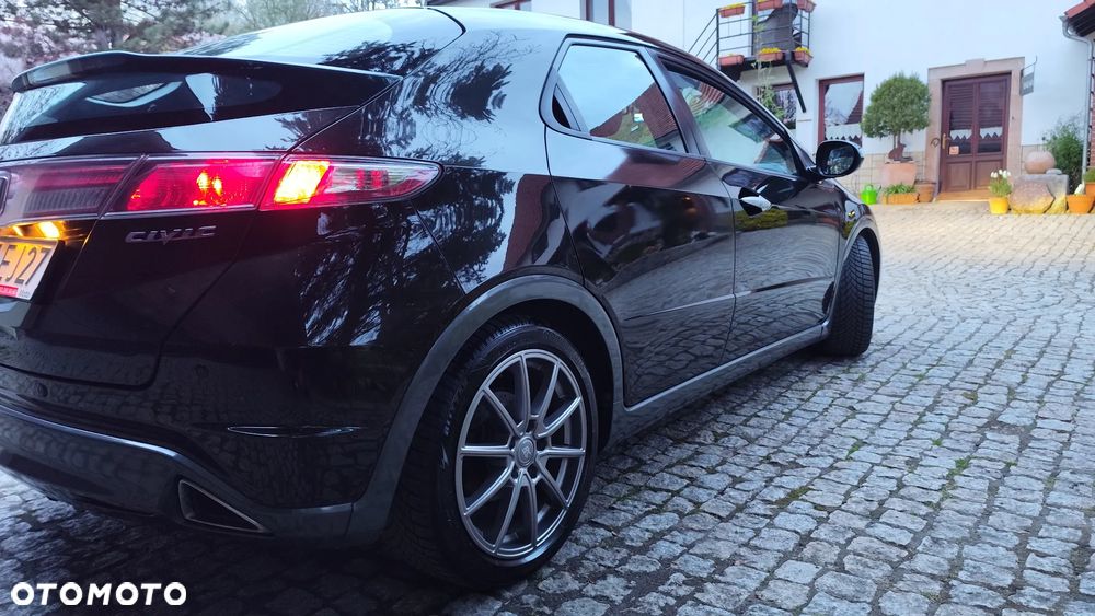 Honda Civic 2.2i-CTDi Executive NAVI - 5