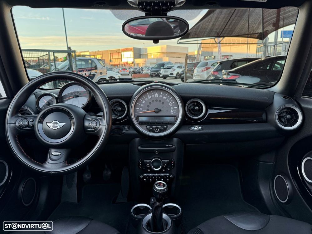 MINI Cabrio Cooper D - 19