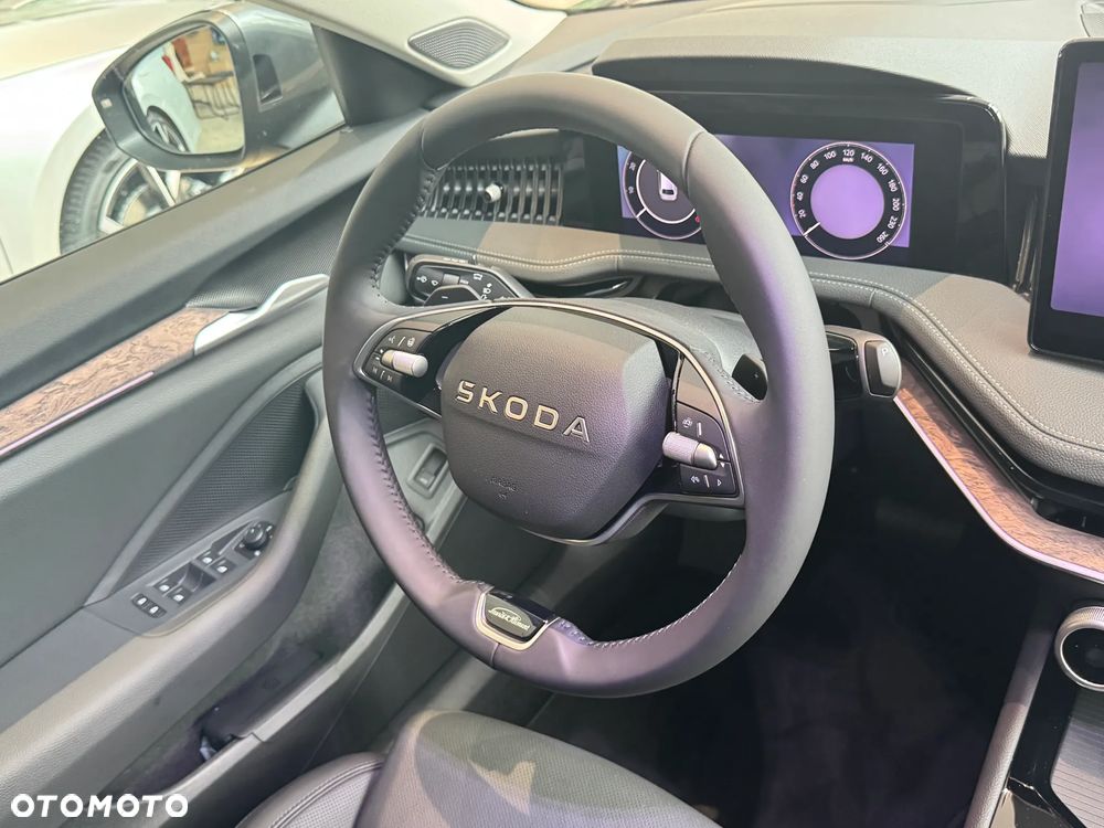 Skoda Superb 2.0 TSI L&K DSG - 40