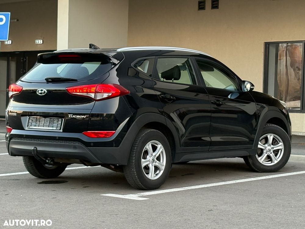 Hyundai Tucson blue 1.7 CRDi 2WD Style - 19