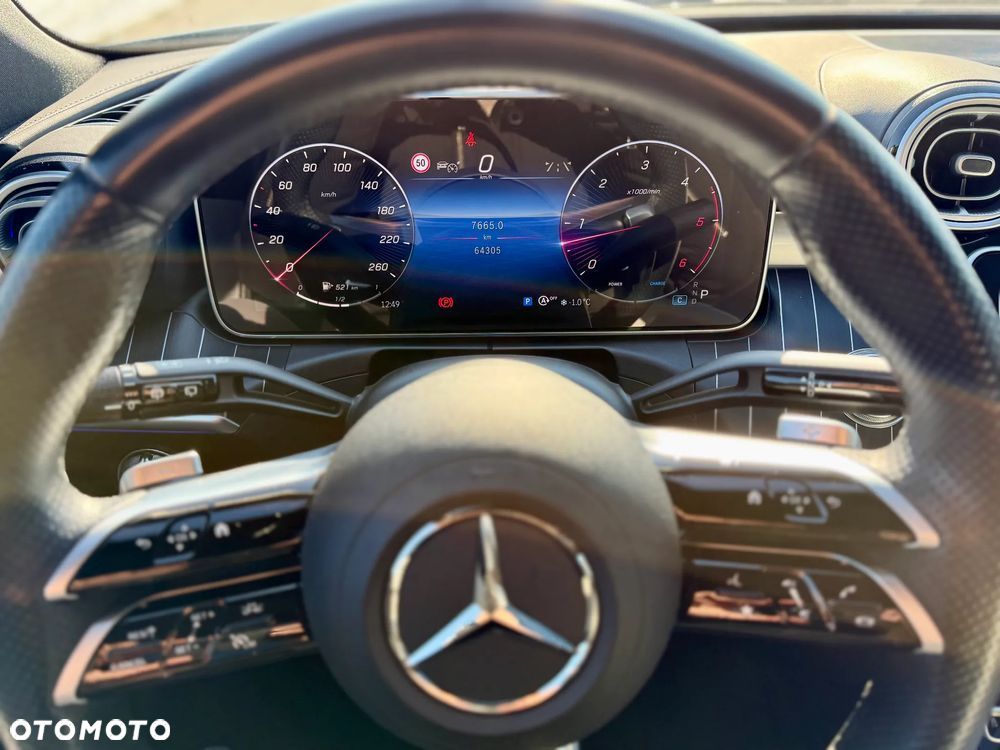 Mercedes-Benz Klasa C 220 d 4MATIC 9G-TRONIC - 23