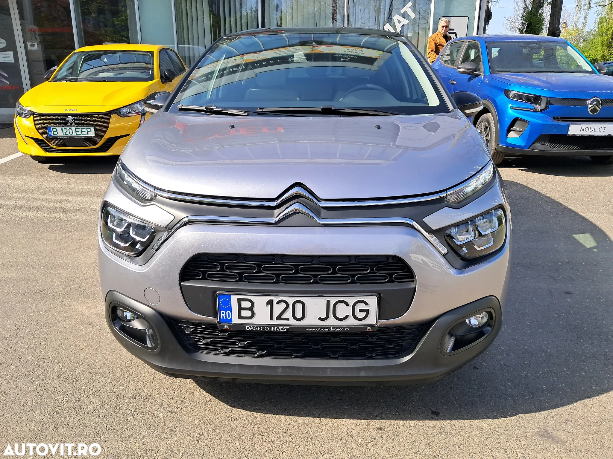 Citroën C3 1.2 PureTech 110 S&S EAT6 MAX - 3