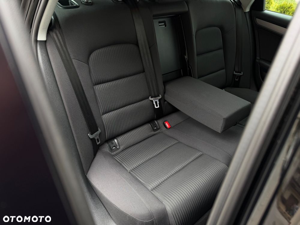 Audi A4 Avant 2.0 TDI Quattro - 31