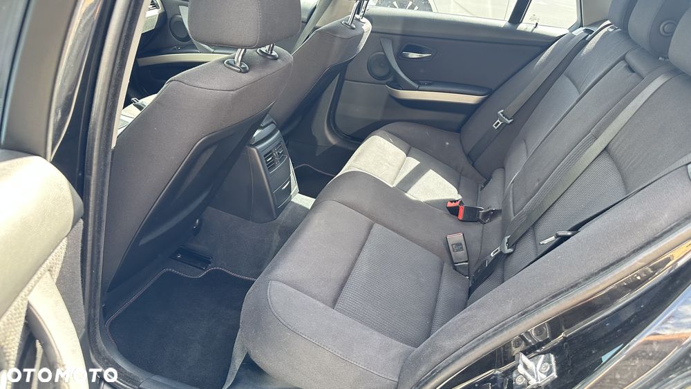 BMW Seria 3 - 17