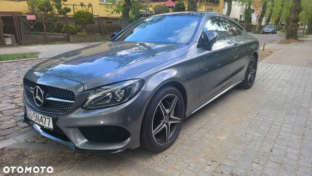 Mercedes-Benz Klasa C 220 d 4Matic 9G-TRONIC AMG Line - 1