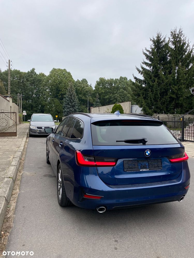 BMW Seria 3 320d Advantage sport - 4
