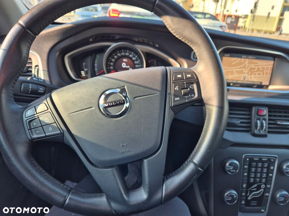 Volvo V40 - 13