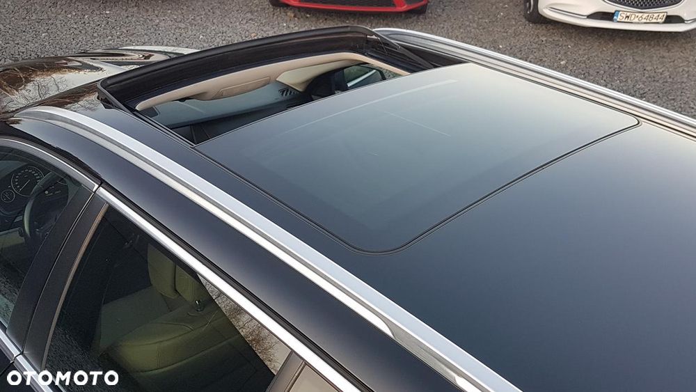 BMW Seria 5 520d xDrive - 36