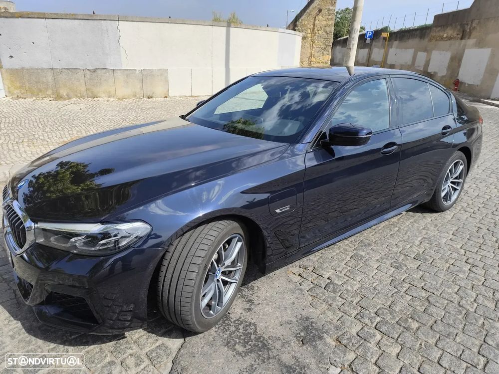 BMW 530 e Pack M - 1