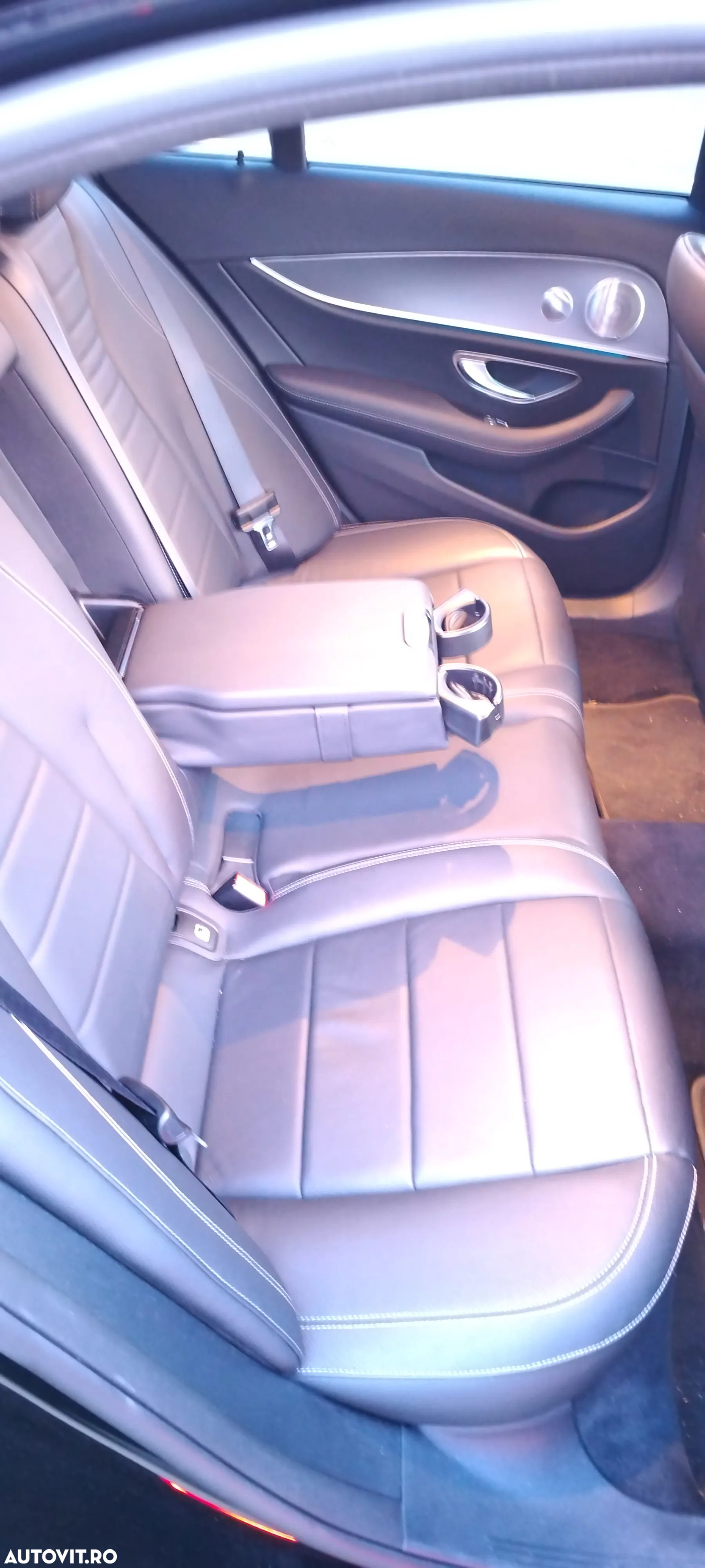 Mercedes-Benz E - 21