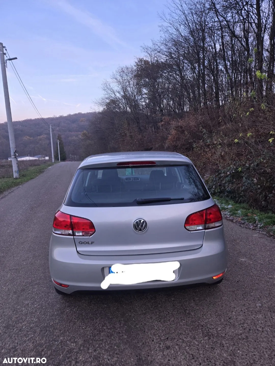 Volkswagen Golf - 2