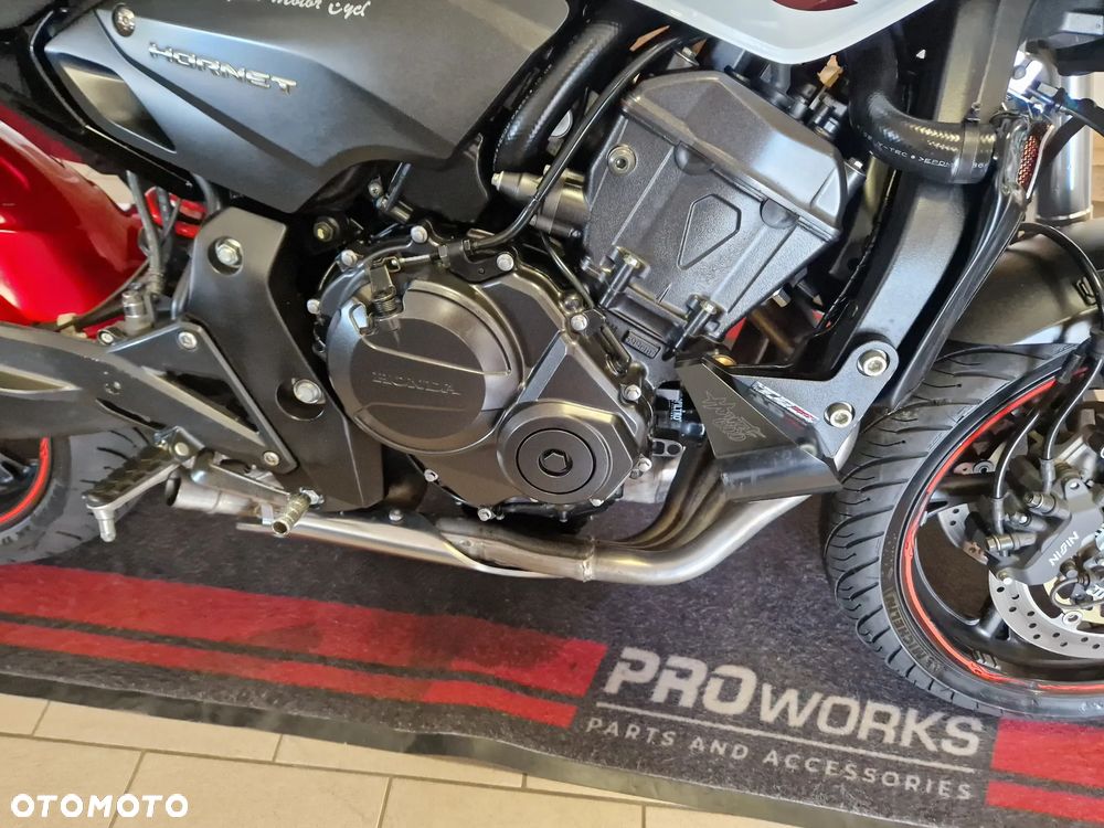 Honda Hornet - 28