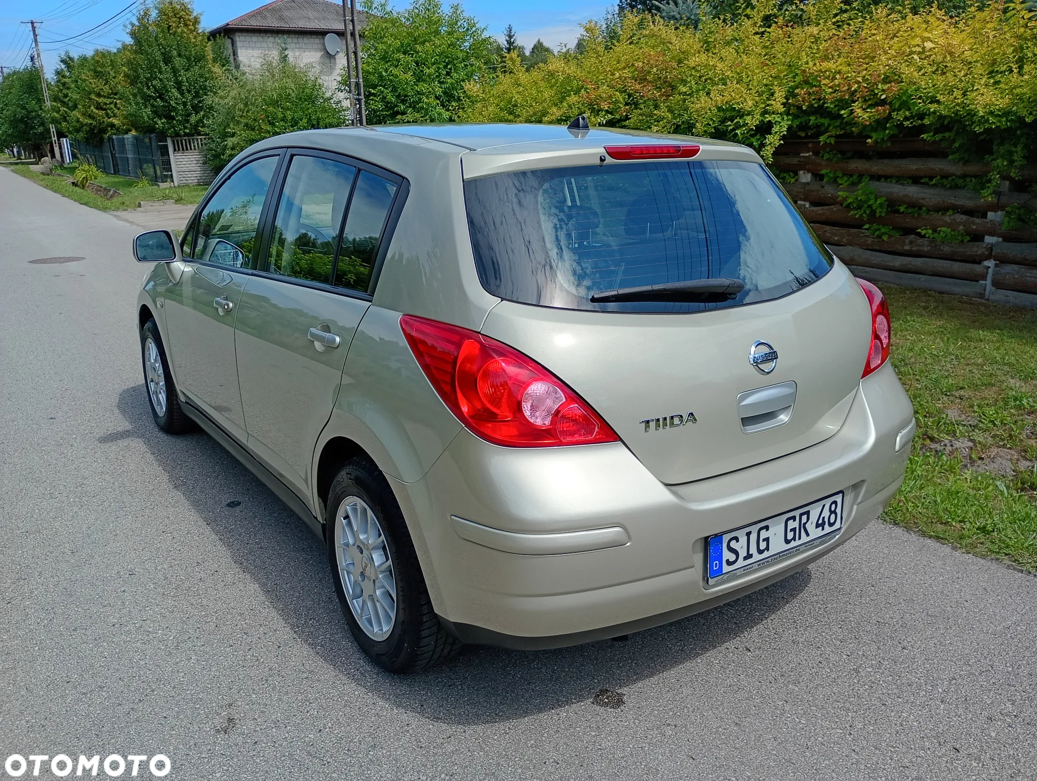 Nissan Tiida 1.6 Acenta - 10