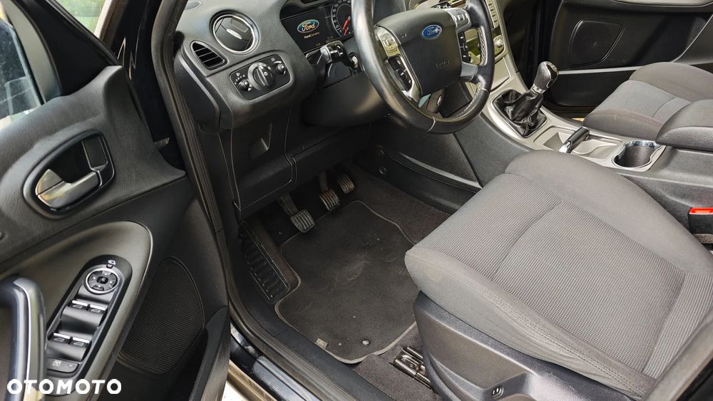 Ford S-Max 2.0 Titanium - 20