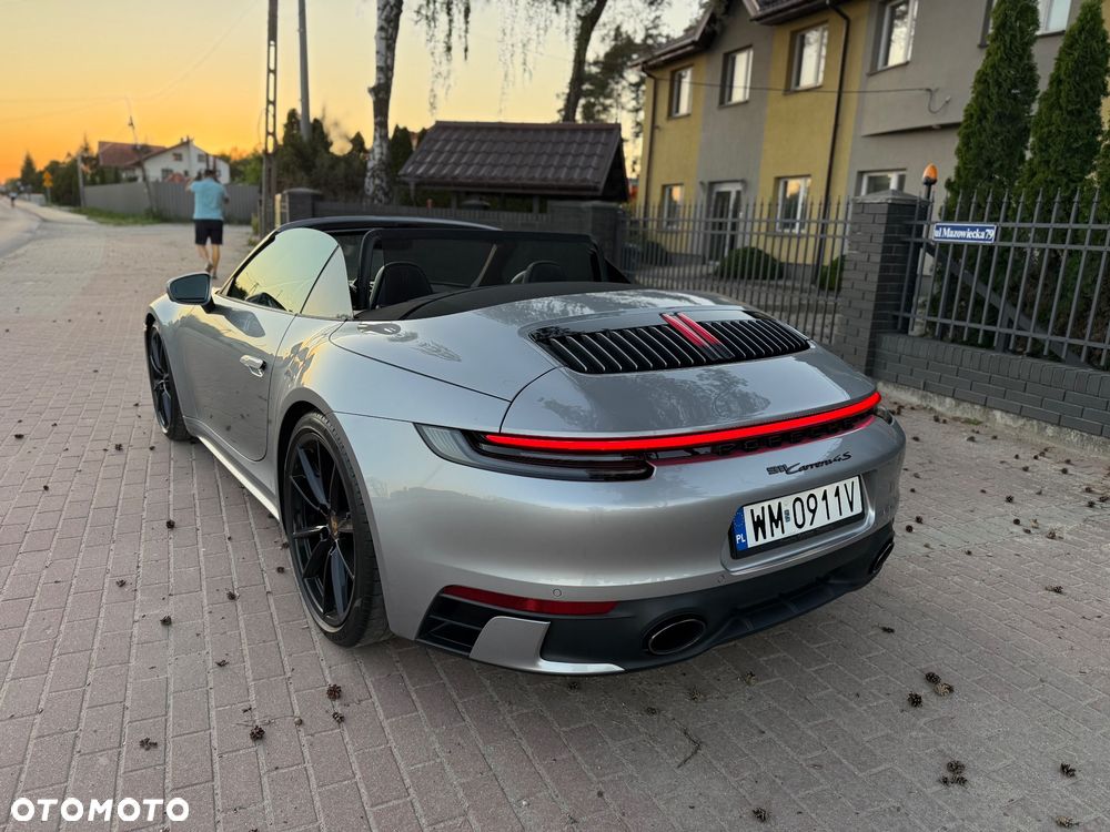 Porsche 911 Carrera 4S PDK - 36