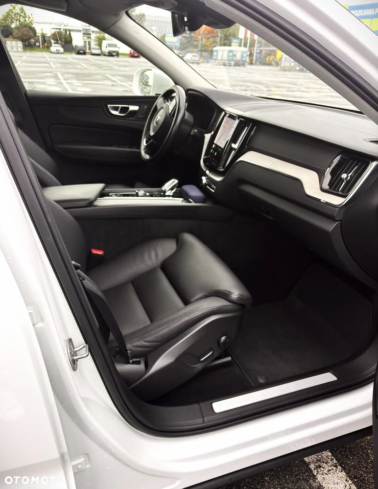 Volvo XC 60 B4 D Inscription - 16