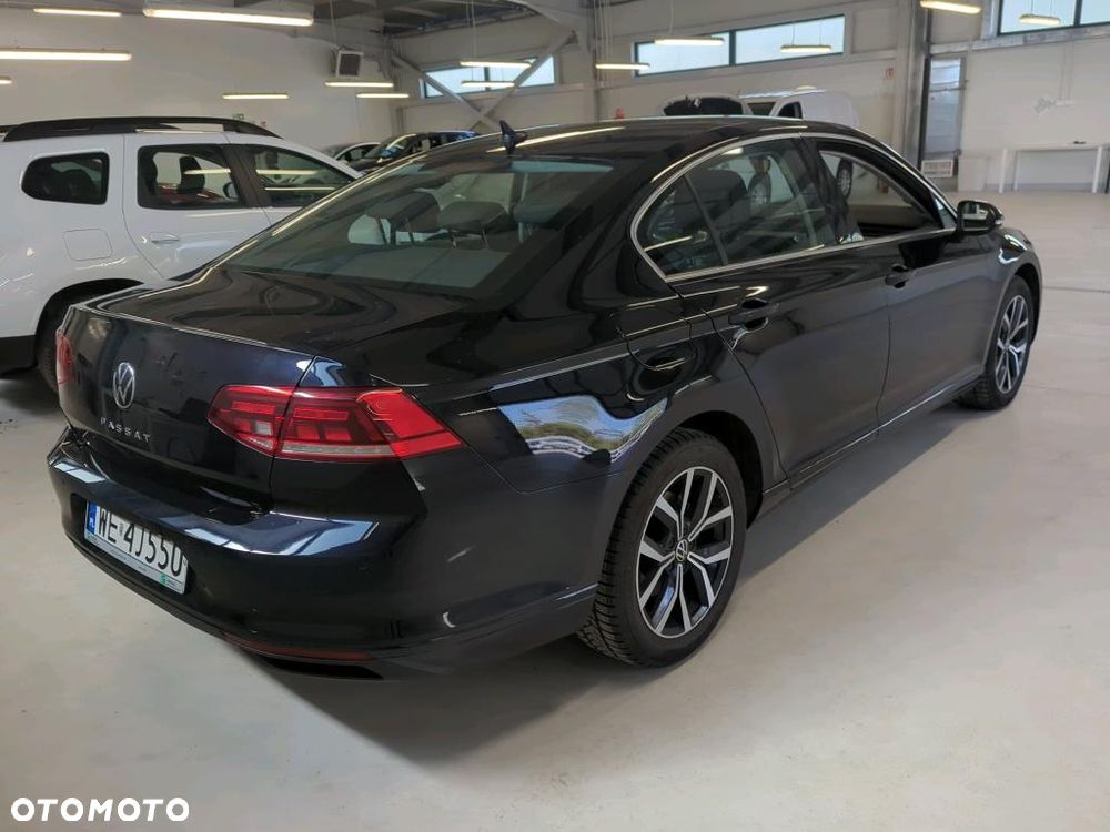 Volkswagen Passat 2.0 TDI EVO Business - 4
