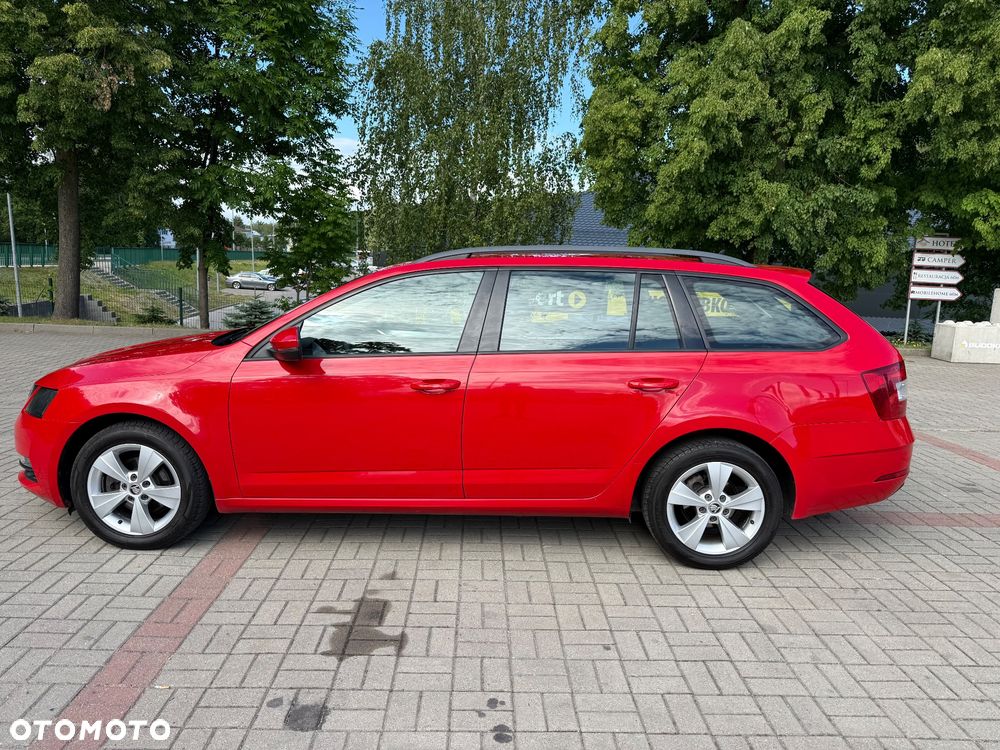 Skoda Octavia 1.6 TDI DSG Ambition - 6