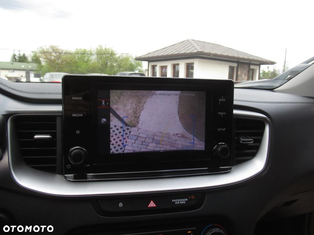 Kia Ceed 1.5 T-GDI M - 20