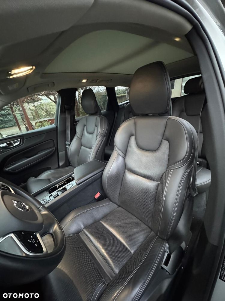 Volvo XC 60 T8 Plug-In Hybrid AWD Inscription - 11