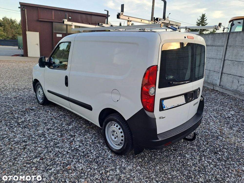 Fiat Doblo 1.3 M-jet 90KM Klima Blaszak - 4